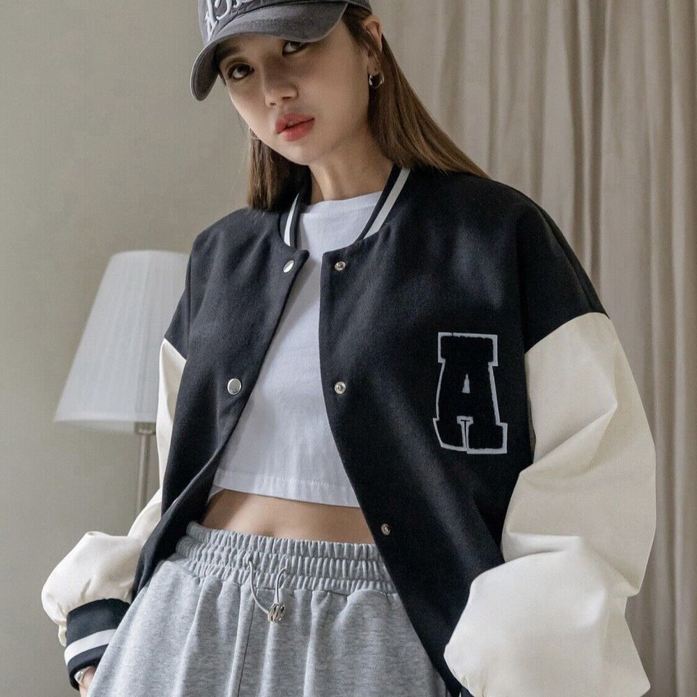 Varsity Letterman Oversized‎ K-POP Jacket Size S Snap Front Lined Jacket Pockets